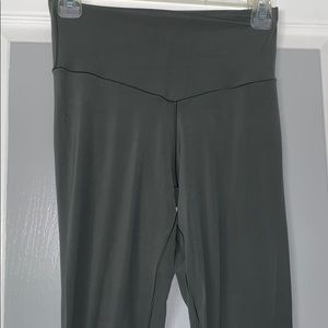 Arie Chill Play Move High Waisted Leggings Size M